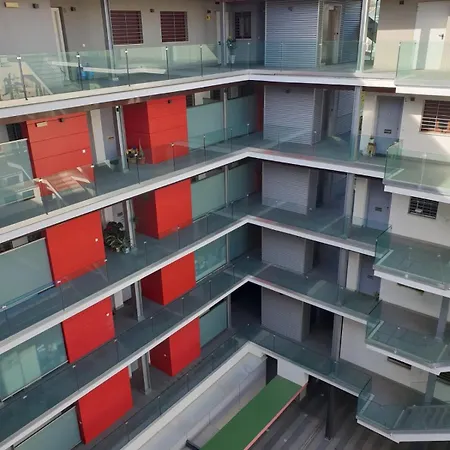 Superb Penthouse In 푸엔히롤라